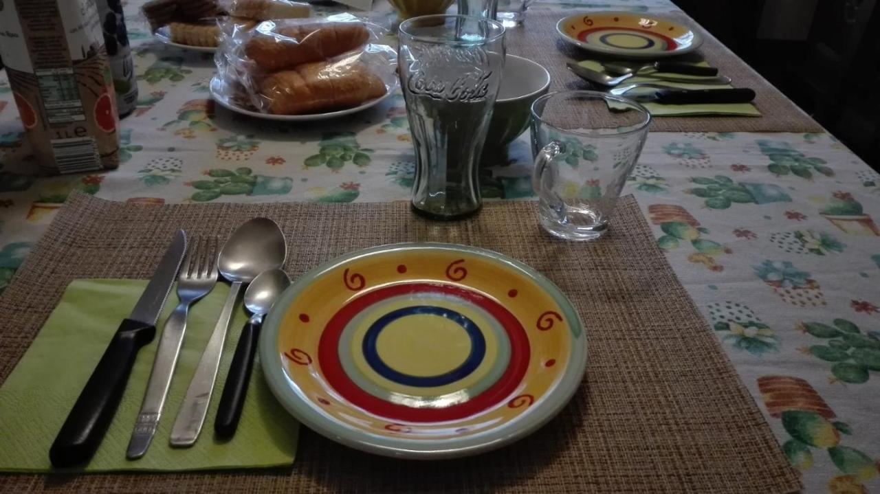 Da Fulvia Panzió Ollano Kültér fotó